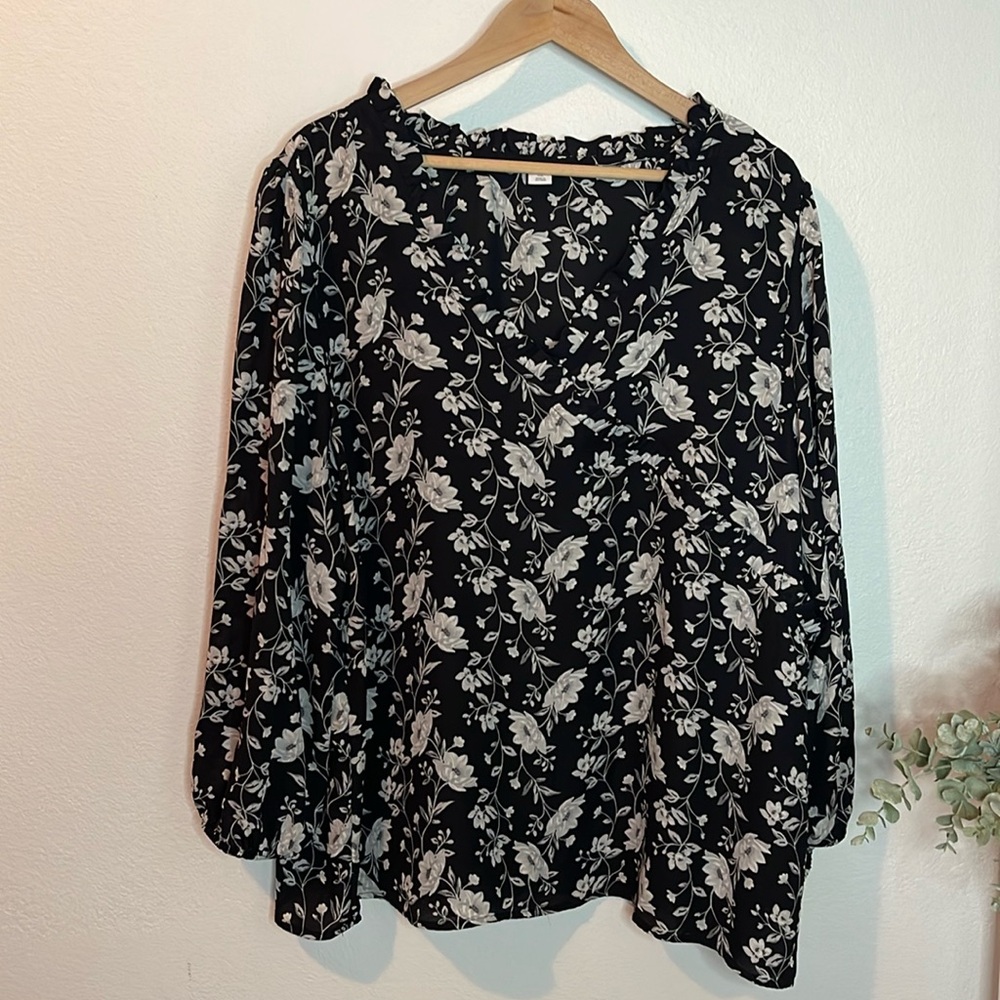 Old Navy Black Floral Blouse | XXL